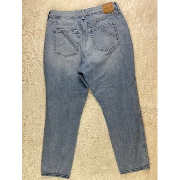 Hollister Size 31 Womens Ankle Jeans Curvy High Rise Mom Light Wash Stre… - Picture 3 of 3